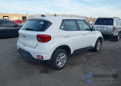 2021 Hyundai Venue Se from USA, damaged, VIN KMHRB8A34MU102971